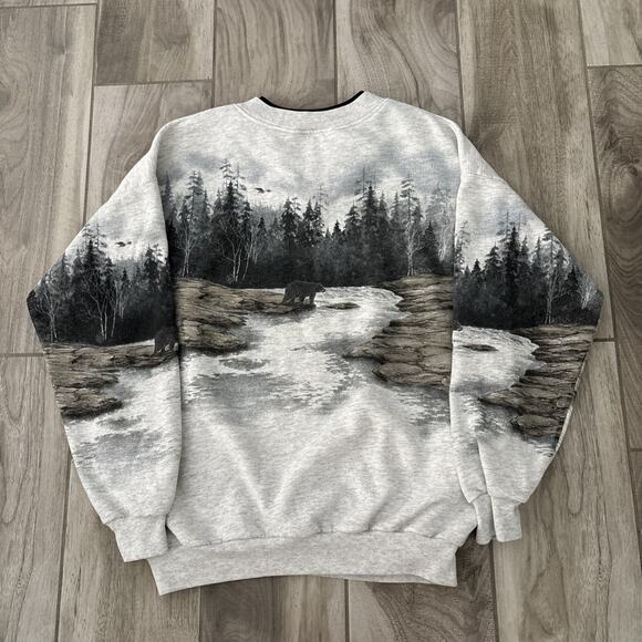 VTG Artisans Sunschein Designs Lake Bear Forest Snow Boat Y2K Sweatshirt Sz M - Picture 11 of 11